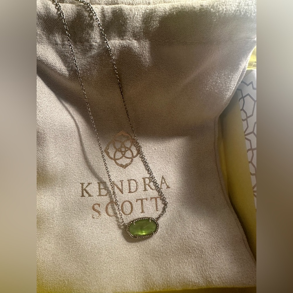 Kendra Scott Necklace